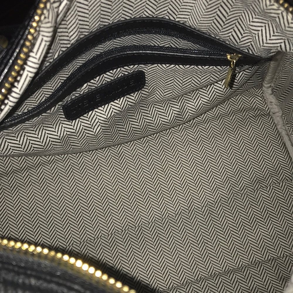 Steve Madden Satchel w/Crossbody Strap & Bracelets - Picture 7 of 8